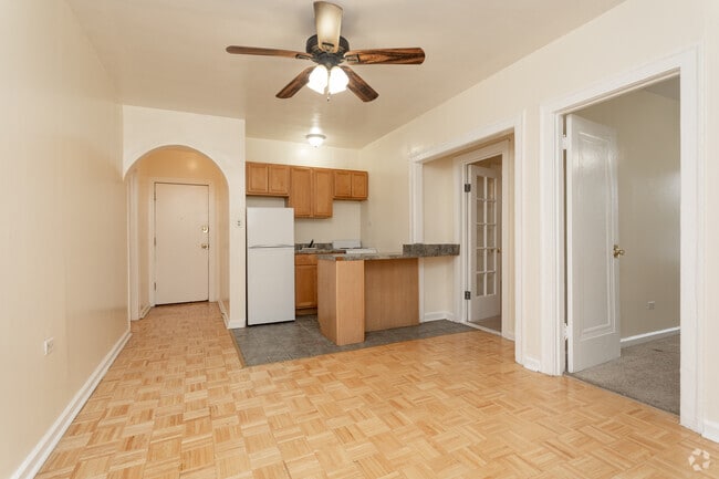 Photo - 4521 N. Malden St.