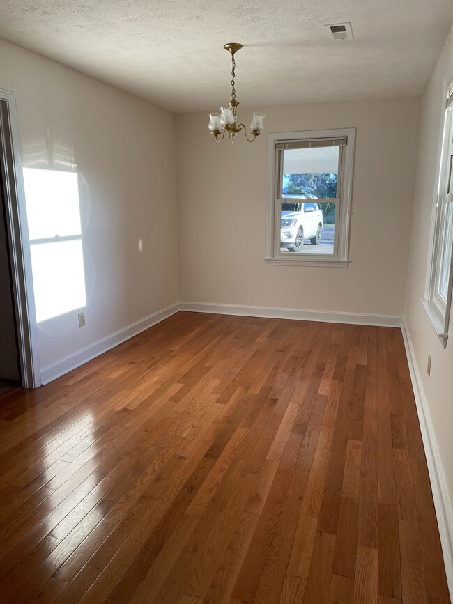 Photo - 243 9th Ave
