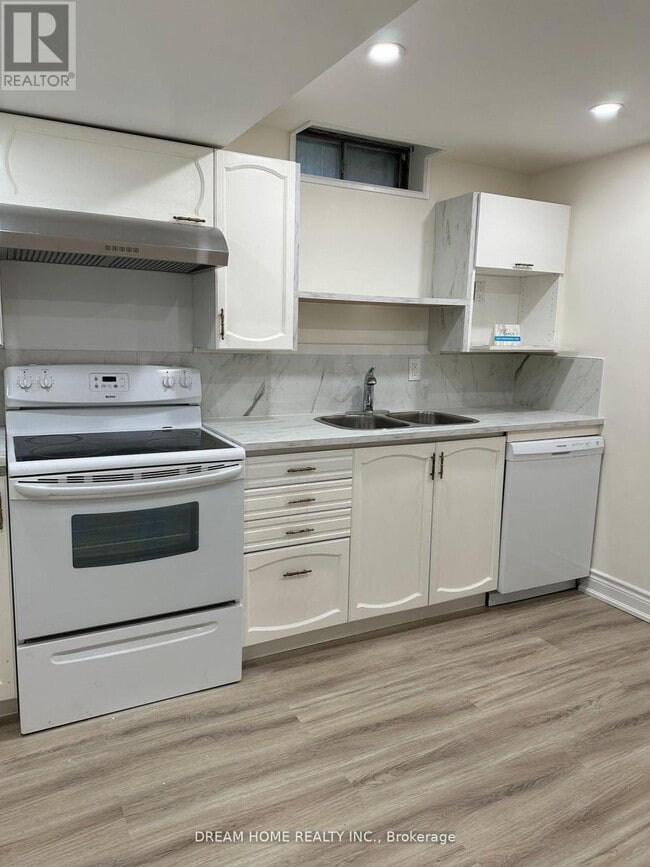Photo - 3269 Magwood Rd