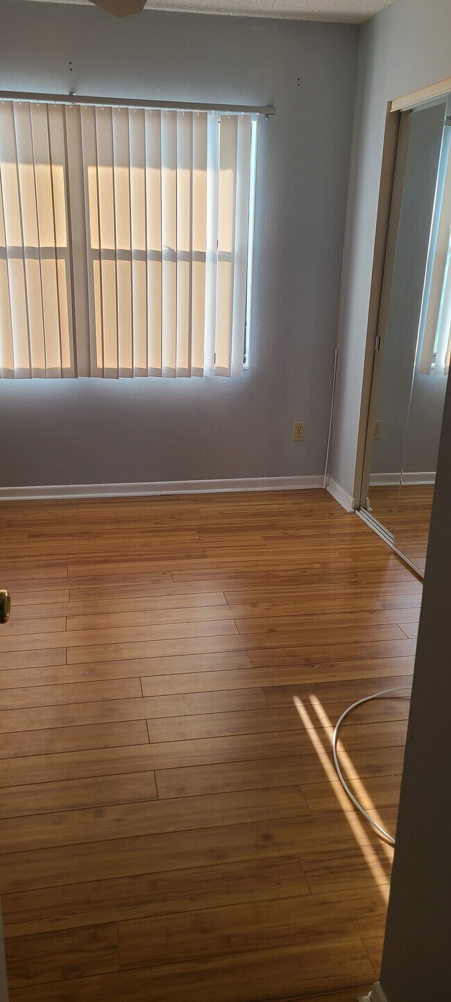 Dormitorio 2 - 2800 Cove Cay Dr Unidad 6B