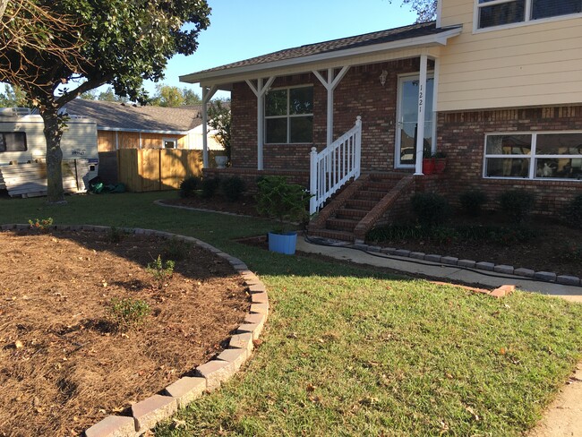 Building Photo - 1221 Quail Ridge Dr Rental