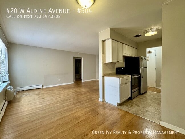 Photo - 420 W Aldine Ave Unit #504