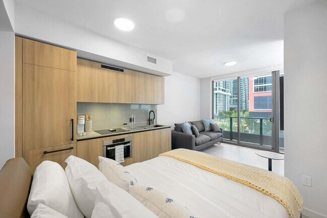 Photo - 121 NE 5th St Unit SI ID1509615P