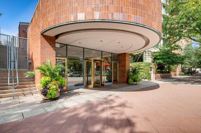 Building Photo - 440 N McClurg Ct Unit 1002 Rental