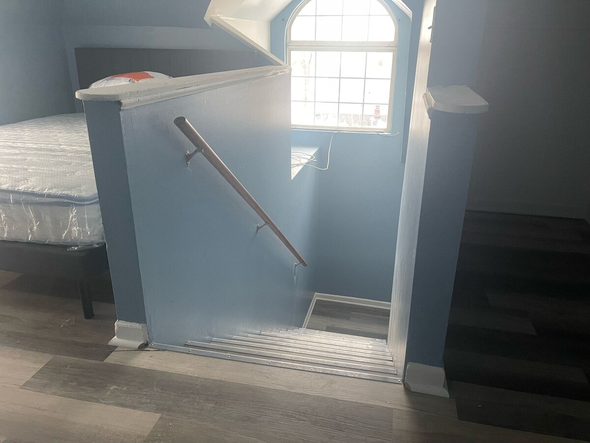 Photo - 8 Robinwood St