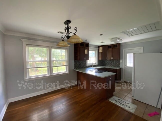 Photo - 4915 1st Ave