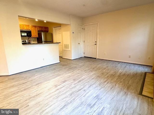 Photo - 20301 Beechwood Terrace Unit 100