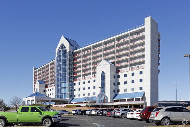 Photo - LoneStar Tower