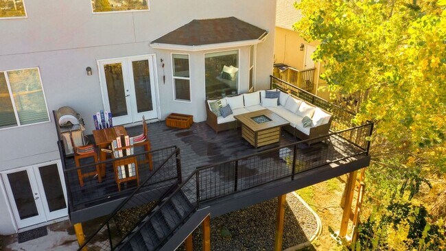 339 Manti Dr