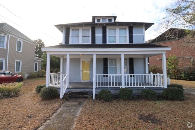 Building Photo - 4910 Colonial Dr Rental