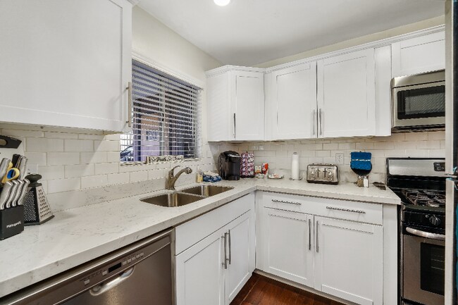 Photo - 300 S 700 E Unidad #Appx