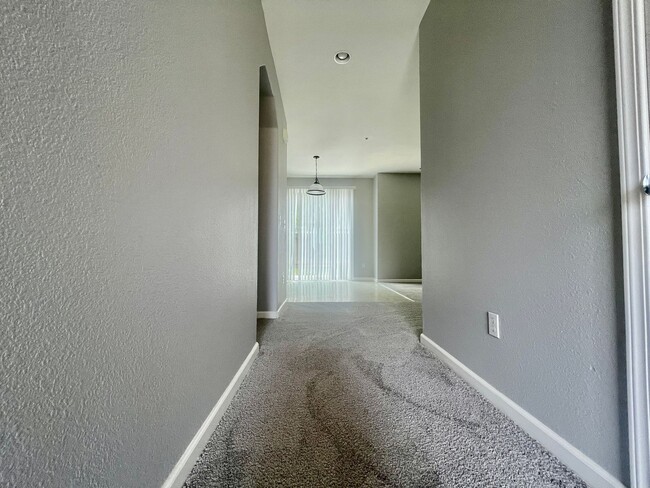 Photo - Turn Key 4 bedroom 2.5 bath in Brentwood!