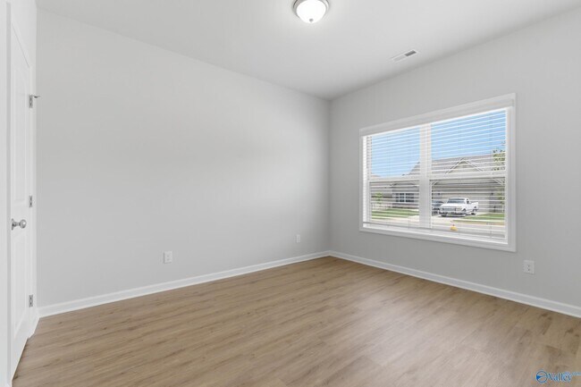 Photo - 180 Pennington Ave