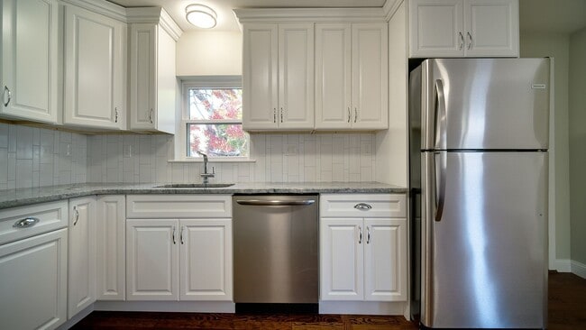 Photo - 185 Willow St Unit 2