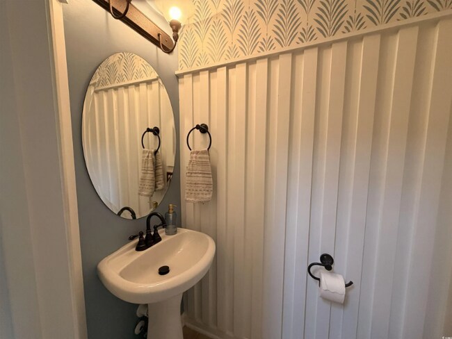 Photo - 204 Fulbourn Pl