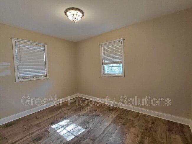 Photo - 13949 Lauerman St