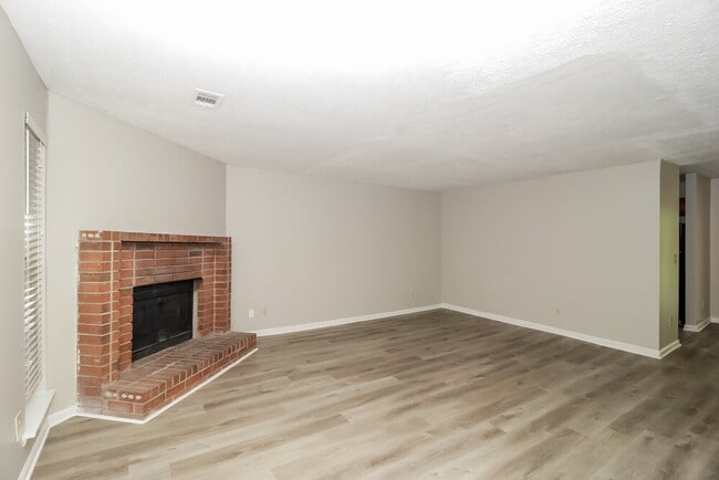 Photo - 6684 Judy Ln