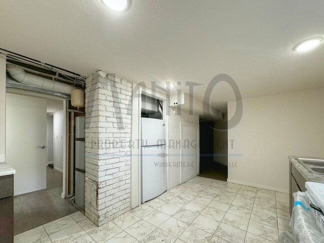 Photo - 1203 E Mission Ave Unit 1203 E Mission Avenue,  C