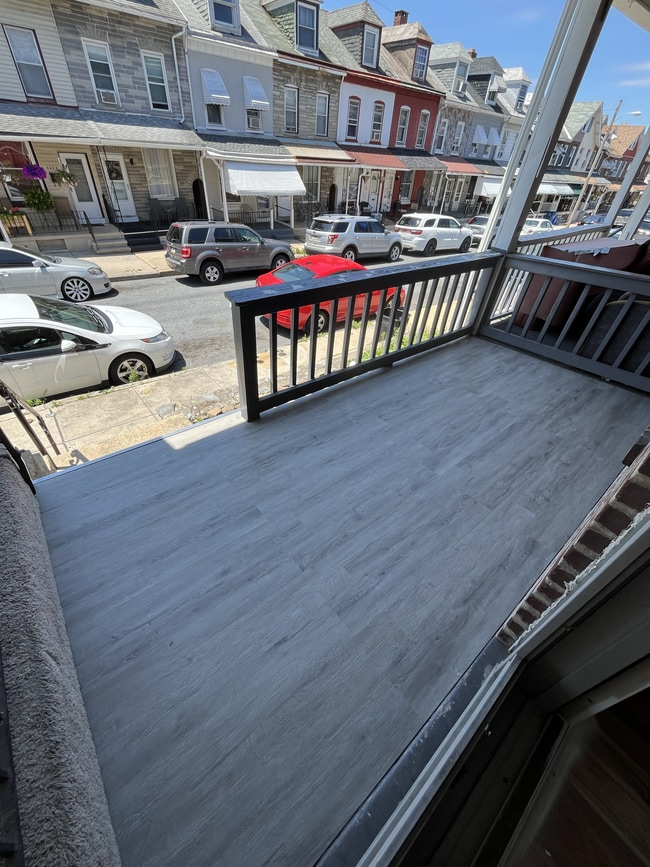 Photo - 1313 Birch St
