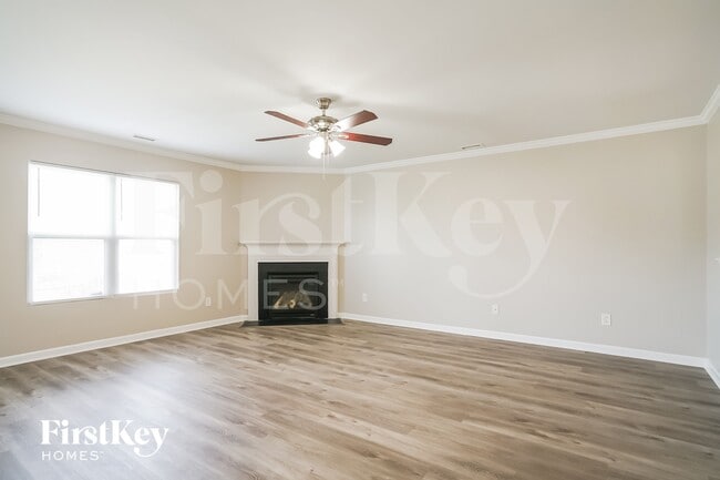6831 Horseback Lane