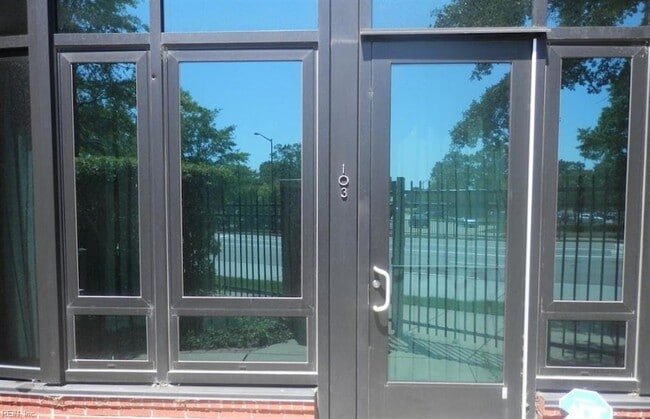 Photo - 415 St Pauls Blvd Unidad 103