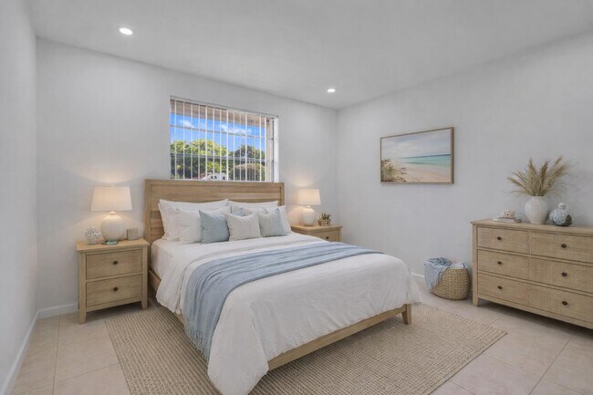 Photo - 315 NW 36th Ave