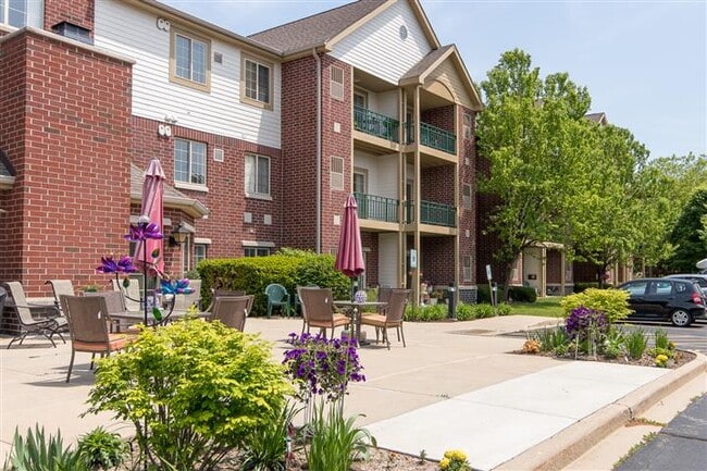 Foxbrook Senior Apartments