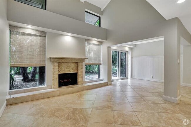 Building Photo - 6012 Glendale Dr Rental