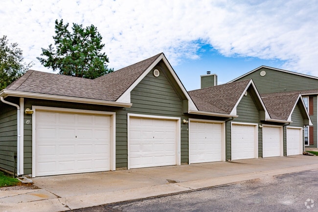 Crown Colony Apartments