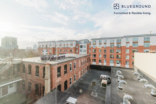 Photo - 152 Liverpool St Unidad FL4-ID1126