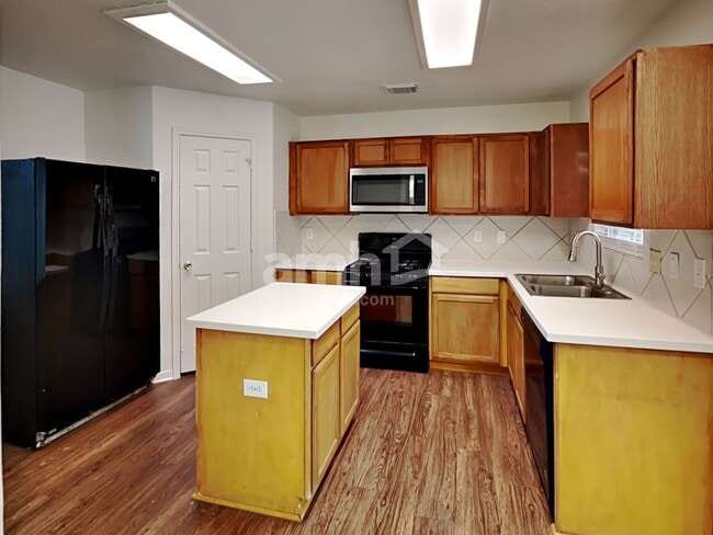 Photo - 12123 Landsdown Ridge Way