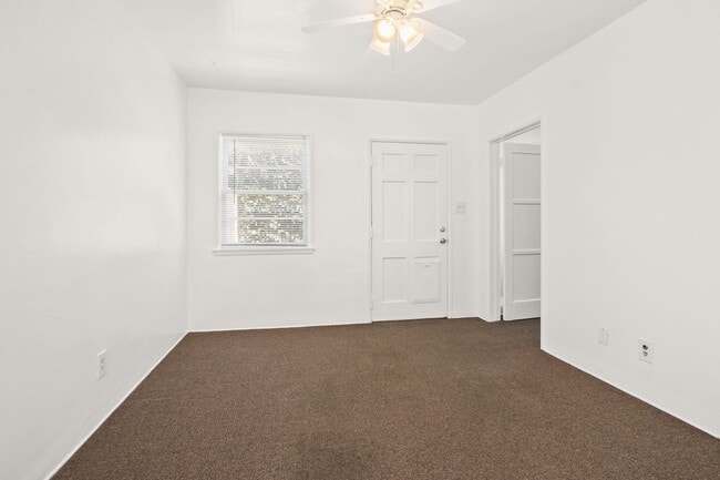 Photo - Charming Triplex Unit in Historic Rose Park