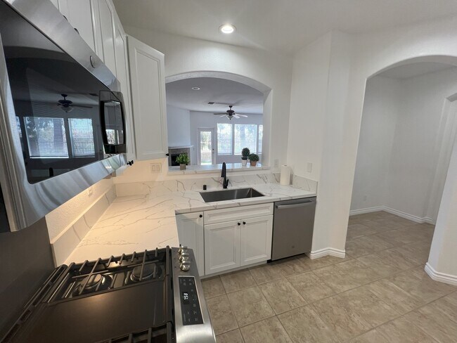 Photo - 1445 Caminito Capistrano