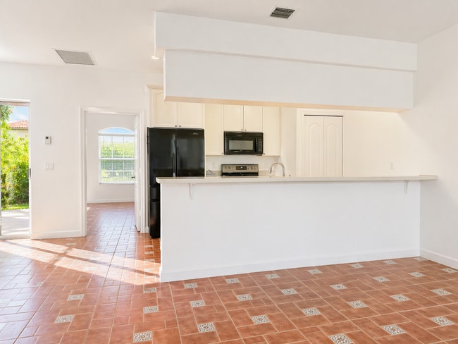 Photo - 11937 Sturbridge Ln