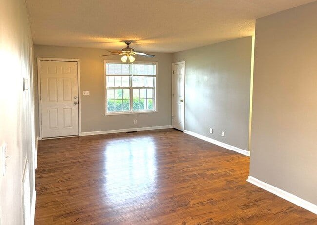 Photo - 3 bedroom in Oak Grove