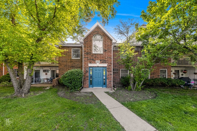 Building Photo - 1375 Cunat Ct Unit 3B