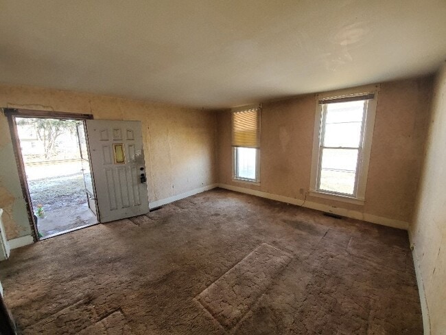 Photo - 1103 Broadway St