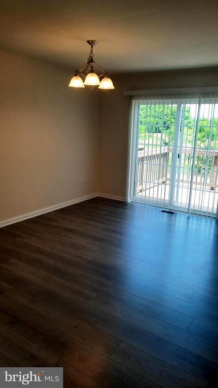 Photo - 821 Admiral's Quay Dr