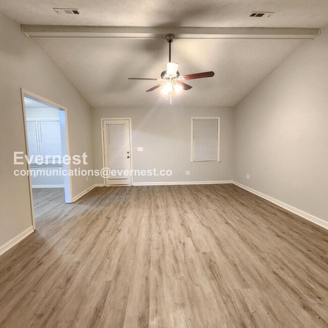 Photo - 680 Honey Creek Rd SE