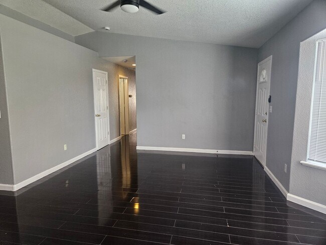 Photo - Beautiful Kerman Home!