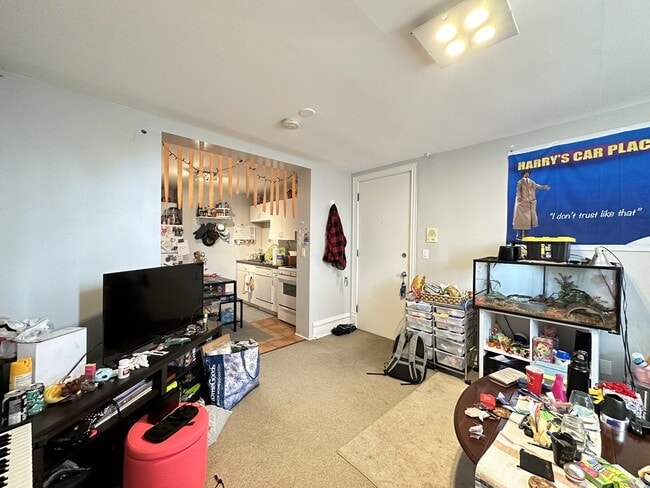 Building Photo - 2218 N Halsted St Unit J09P