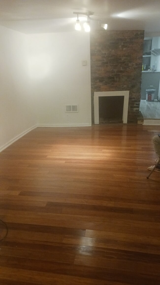 Photo - 61 S 14th St