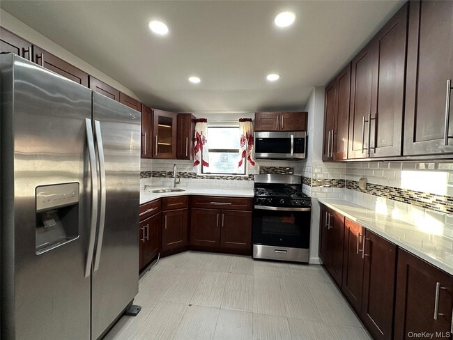 Photo - 235-18 147th Rd Unit 2