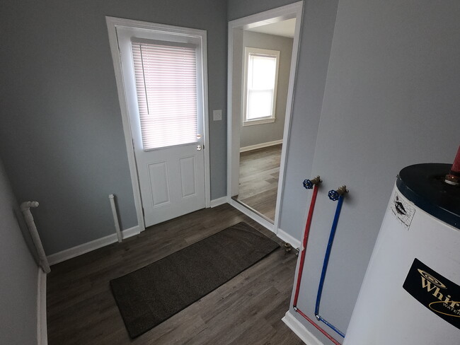 Laundry Room - 1005 Camden Ave House