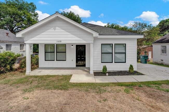 Building Photo - 1408 Kyle St