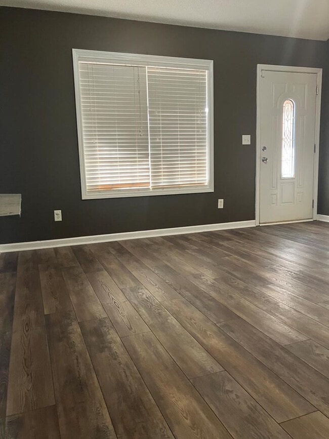 Photo - 2745 Navigator Cir