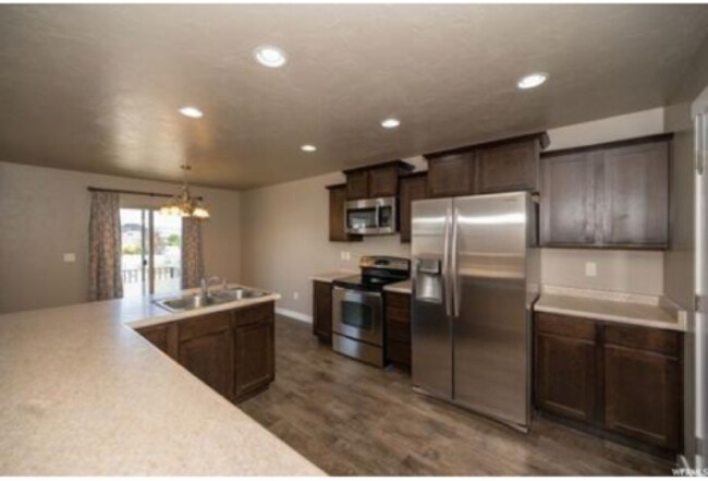 Photo - 14468 S Edgemere Dr