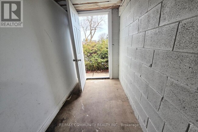 Photo - 81 Oxford St