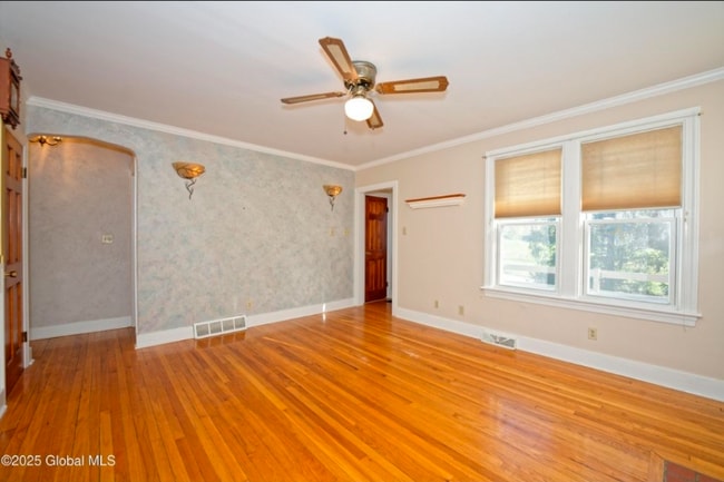 Photo - 2550 Troy-Schenectady Rd Unit Left