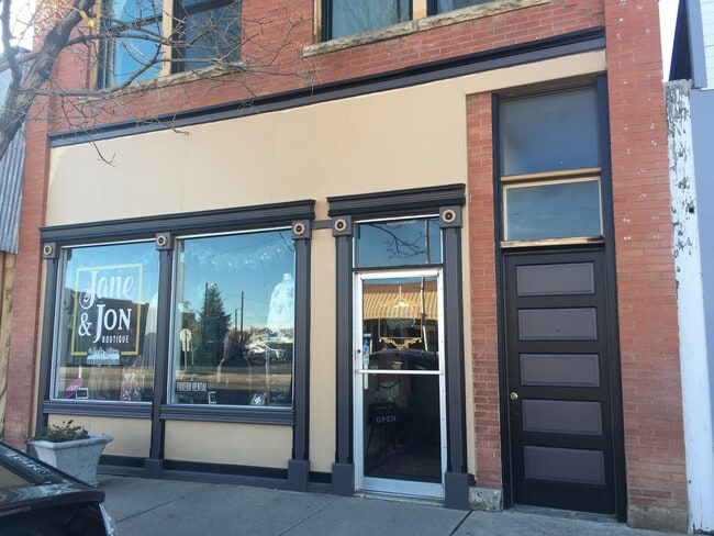 Commercial space below - 216 1st St Unit B